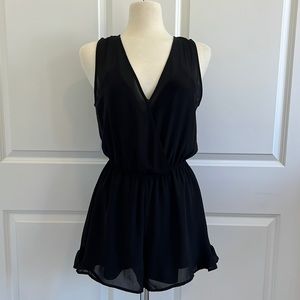 Astr Black Sleeveless Ruffle Hem Romper